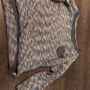 Cropped Sleeve Knit Shirt